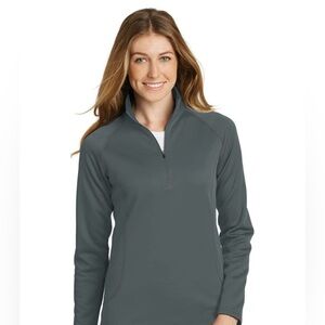 NEW Fleece Jacket NWT 1/2 Zip Gray Smooth Fleece Base…